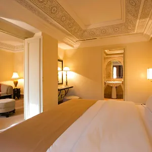 Otel Nassim ****